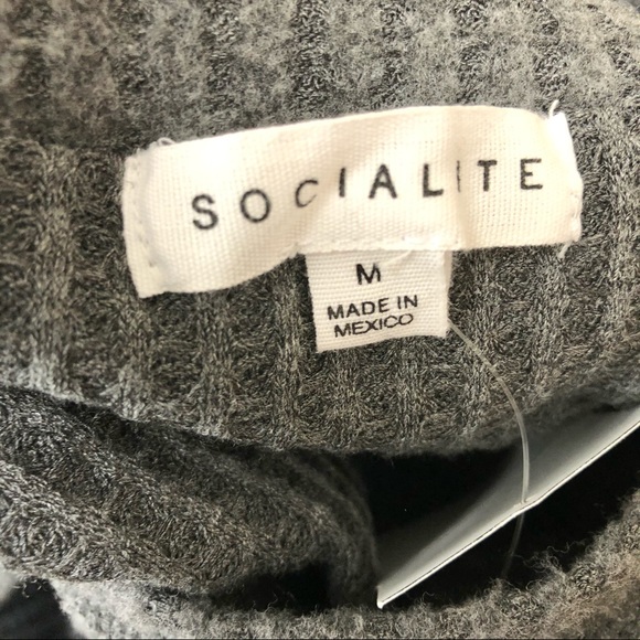 Socialite Gray Long Sleeve Tie Top - Picture 2 of 3